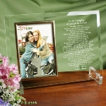 Send your daughter off to college with a special gift idea. Our glass frame is personalized with your daughters name and a short message, along with our "Off to College" poem. Include a picture of the two of you as a gift to her - it will remind her that you are always with her!
